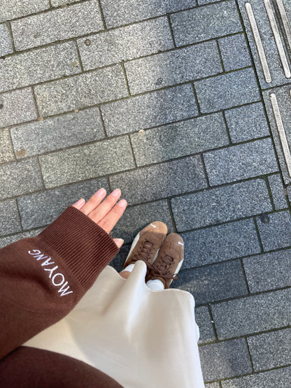 PRE-ORDER Jam Karet sweater - Brown